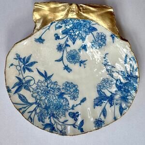 Blue Toile Botanical Shell Trinket Dish